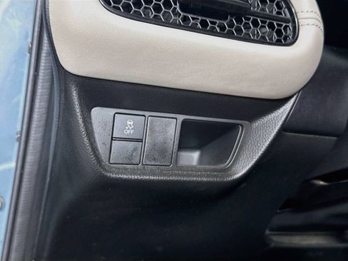 Used 2024 Honda HR-V LX image 11
