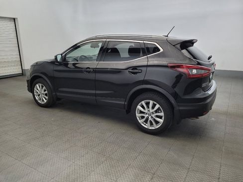 Used 2022 Nissan Rogue Sport SV image 3