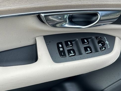 New 2026 Volvo XC90 T8 Ultra w/ Lounge Package AWD/4WD image 15