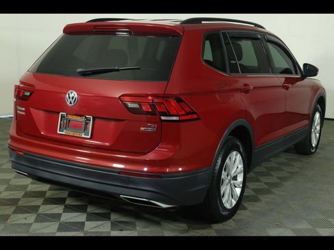 Used 2018 Volkswagen Tiguan S AWD/4WD image 16