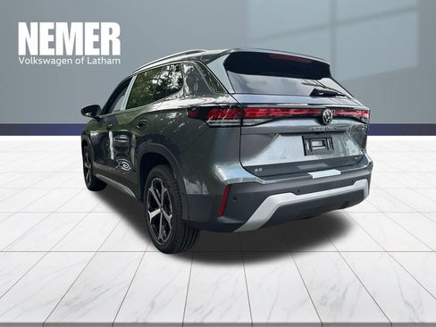 New 2026 Volkswagen Tiguan SE AWD/4WD image 2