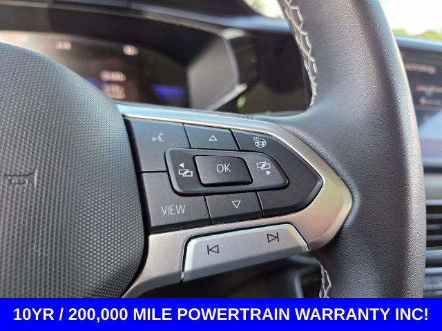 Used 2023 Volkswagen Taos SE w/ Panoramic Sunroof Package FWD image 22