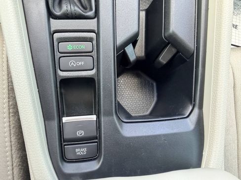 Used 2024 Honda Accord EX image 32