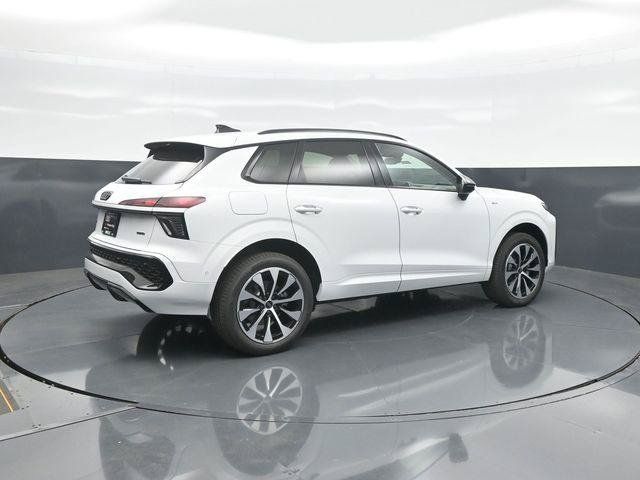 New 2026 Audi Q3 quattro 2.0T AWD/4WD image 7