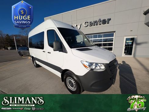 Used 2024 Mercedes-Benz Sprinter 2500 image 1