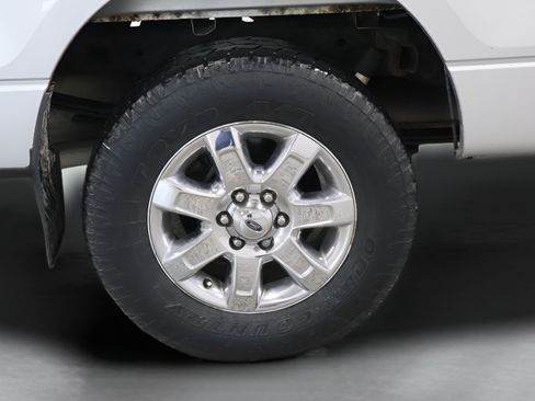 Used 2014 Ford F150 XLT w/ XTR Package AWD/4WD image 32