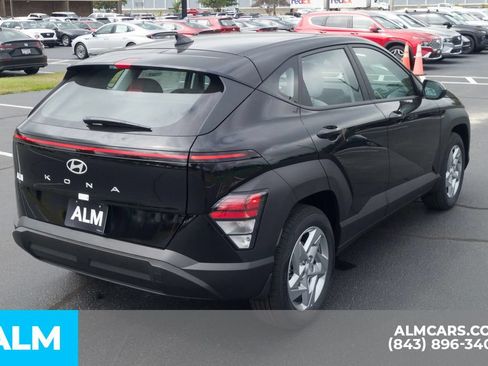 Used 2026 Hyundai Kona SE FWD image 5