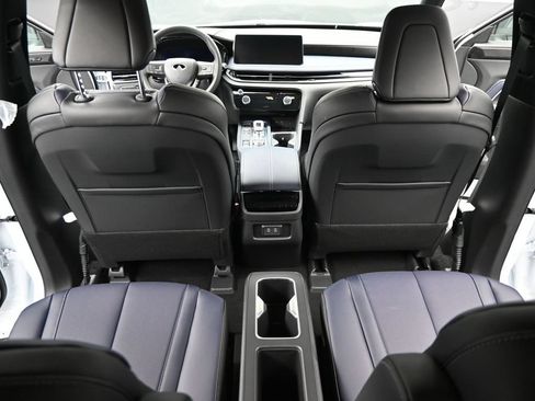 Certified 2026 INFINITI QX60 Sport w/ Dark Cargo Package AWD/4WD image 15
