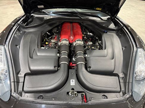 Used 2010 Ferrari California image 15