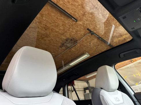 Used 2022 Volkswagen ID.4 Pro S image 17