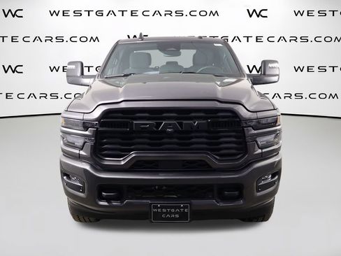 Used 2026 RAM 2500 Big Horn AWD/4WD image 2