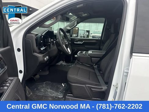 New 2026 GMC Sierra 2500 SLE w/ Snow Plow Prep/Camper Package AWD/4WD image 15