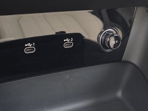 Used 2025 Audi Q6 e-tron Premium Plus w/ Premium Plus AWD/4WD image 44
