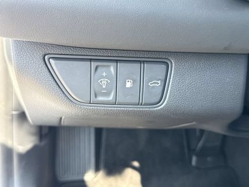 Used 2026 Genesis G70 2.5T AWD/4WD image 34