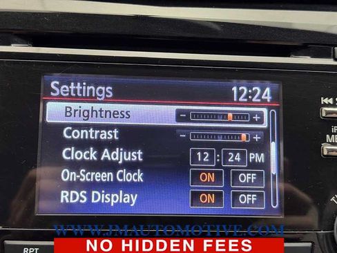 Used 2018 Nissan Rogue Sport S w/ S Appearance Package AWD/4WD image 28
