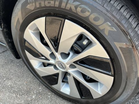 Certified 2025 Nissan Altima 2.5 S FWD image 37