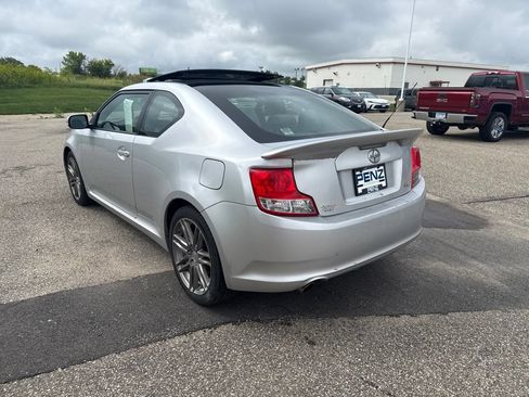 Used 2012 Scion tC FWD image 5