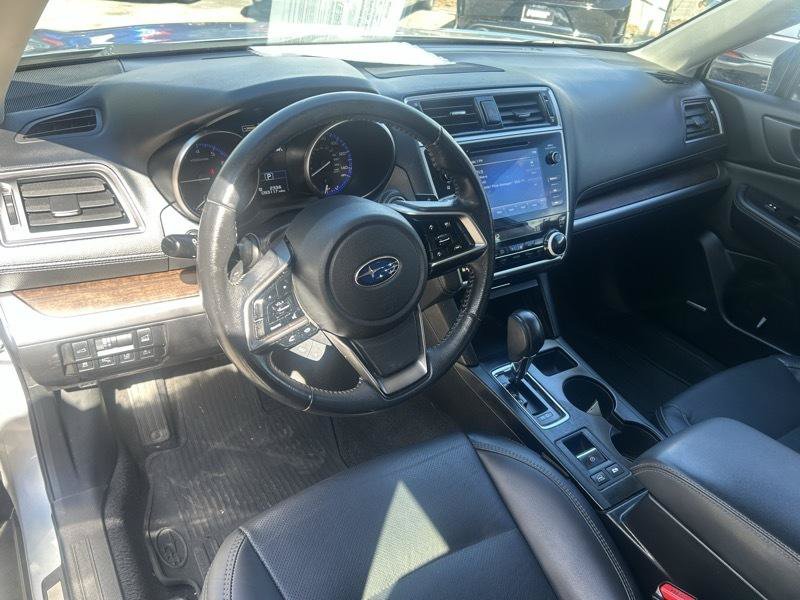 Used 2018 Subaru Outback 2.5i Limited AWD/4WD image 8