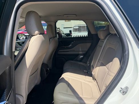 Certified 2022 Lincoln Corsair FWD image 13