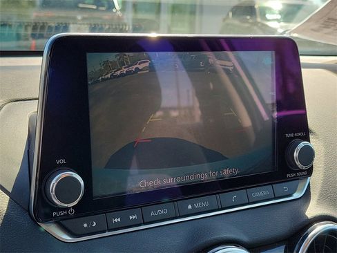 Used 2021 Nissan Sentra SV image 22