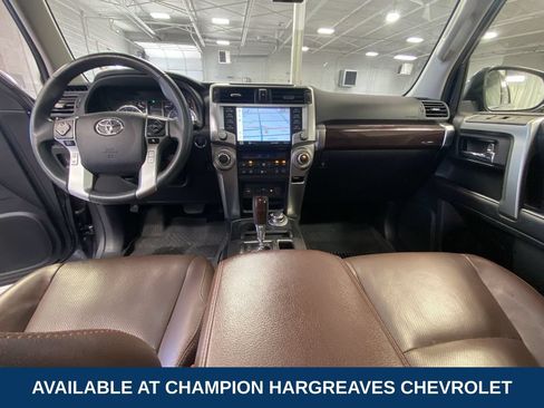 Used 2022 Toyota 4Runner Limited AWD/4WD image 27