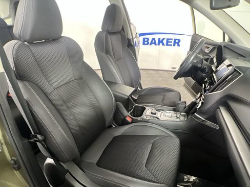 Used 2024 Subaru Forester Premium AWD/4WD image 27