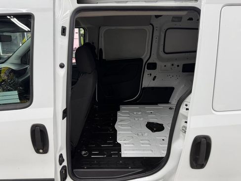 Used 2017 RAM ProMaster City Tradesman w/ Rear Back-up Camera Group FWD image 12