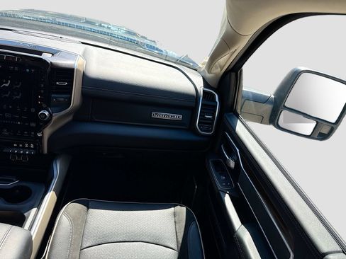 Used 2023 RAM 3500 Laramie AWD/4WD image 22