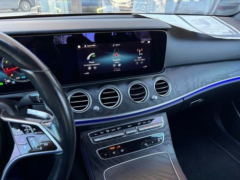 Certified 2022 Mercedes-Benz E 450 4MATIC All-Terrain Wagon image 18