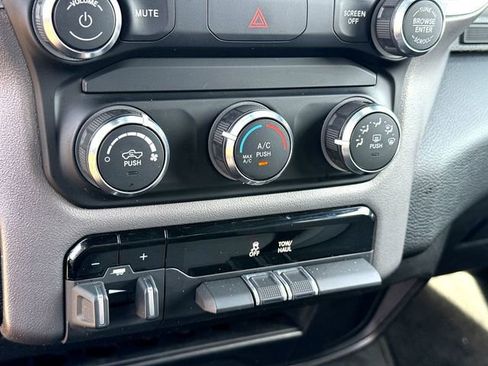 Used 2024 RAM 2500 Big Horn image 19