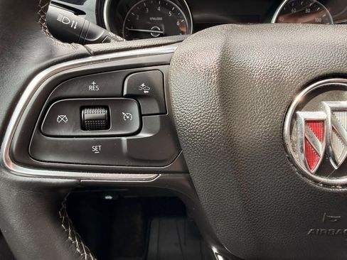 Used 2021 Buick Encore GX Select AWD/4WD image 34