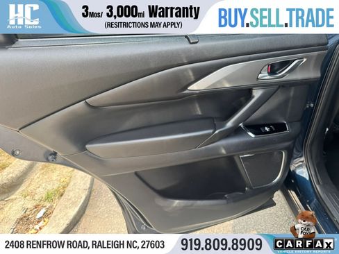 Used 2019 MAZDA CX-9 Touring w/ Touring Premium Package FWD image 17