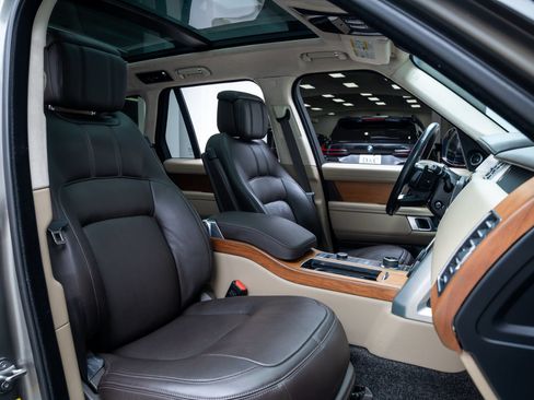 Used 2022 Land Rover Range Rover Autobiography AWD/4WD image 25