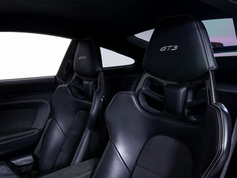 Used 2023 Porsche 911 GT3 image 19