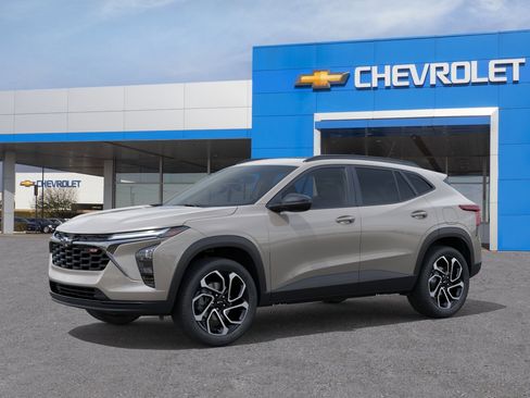 New 2026 Chevrolet Trax RS FWD image 2
