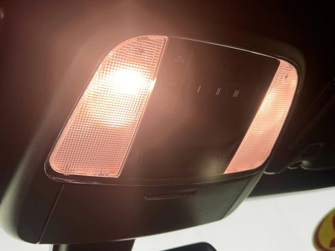 Used 2022 Dodge Charger GT image 22