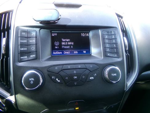 Used 2018 Ford Edge SE AWD/4WD image 17