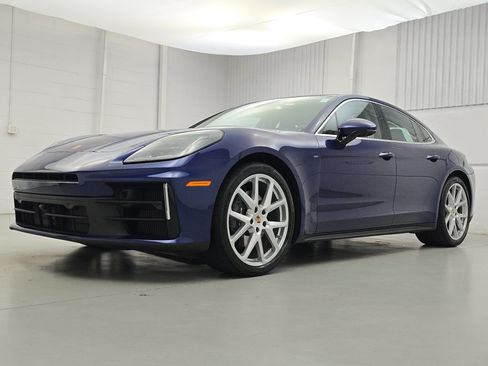Certified 2026 Porsche Panamera image 1
