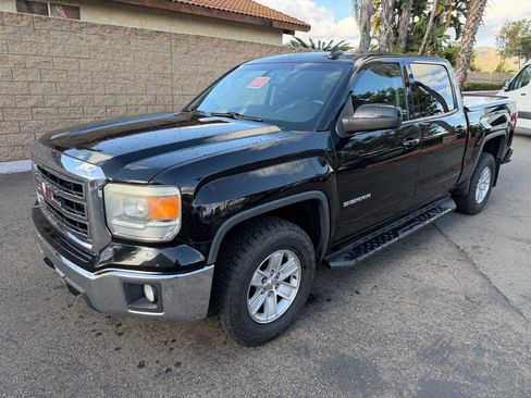 Used 2015 GMC Sierra 1500 SLE w/ SLE Value Package RWD image 6