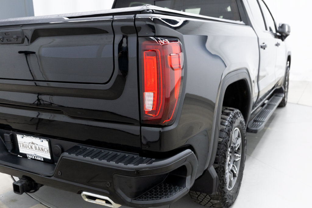 Used 2024 GMC Sierra 1500 AT4 w/ Technology Package AWD/4WD image 20