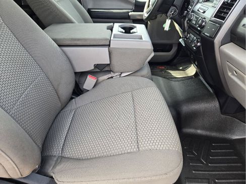 Used 2017 Ford F250 XLT AWD/4WD image 14