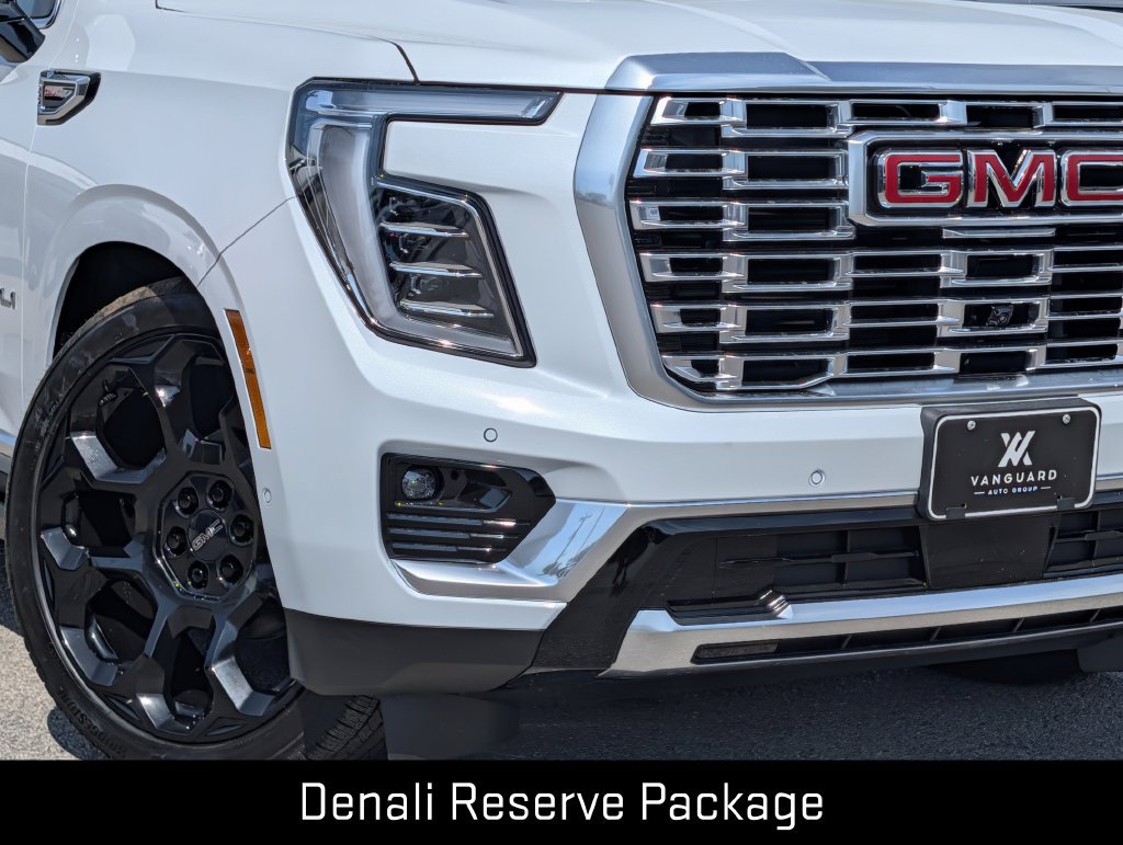 New 2026 GMC Yukon Denali w/ Denali Reserve Package AWD/4WD image 8