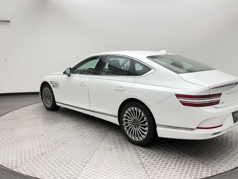 Certified 2024 Genesis G80 AWD/4WD image 4