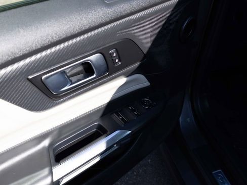 Used 2024 Ford Mustang Premium image 15