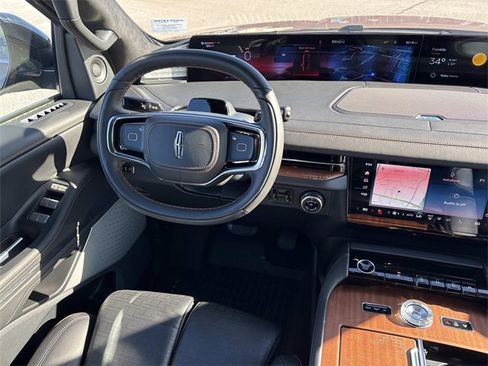 New 2025 Lincoln Navigator Black Label image 14