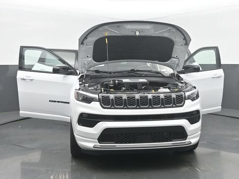 Used 2025 Jeep Compass Limited w/ High Altitude Package AWD/4WD image 57
