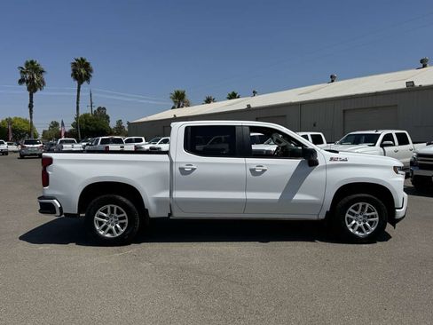 Used 2021 Chevrolet Silverado 1500 RST AWD/4WD image 11