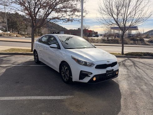 Certified 2021 Kia Forte LXS image 7