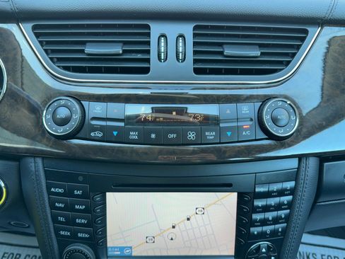 Used 2008 Mercedes-Benz CLS 550 image 28