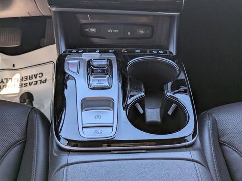 Used 2023 Hyundai Tucson Limited image 16